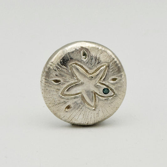 Sterling Silver Sand Dollar Pendant With Blue Diamond